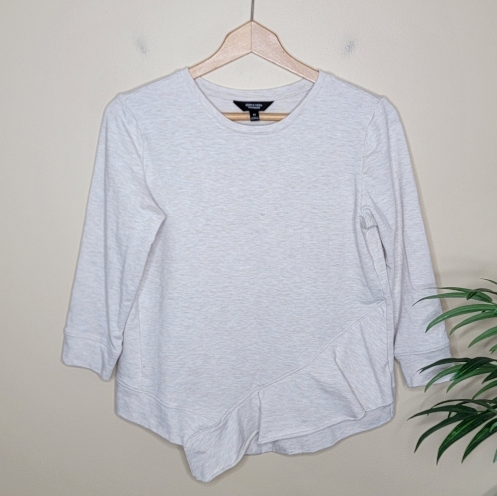 Simply Vera Vera Wang | Oatmeal Asymmetrical Hem Sweatshirt Size Medium